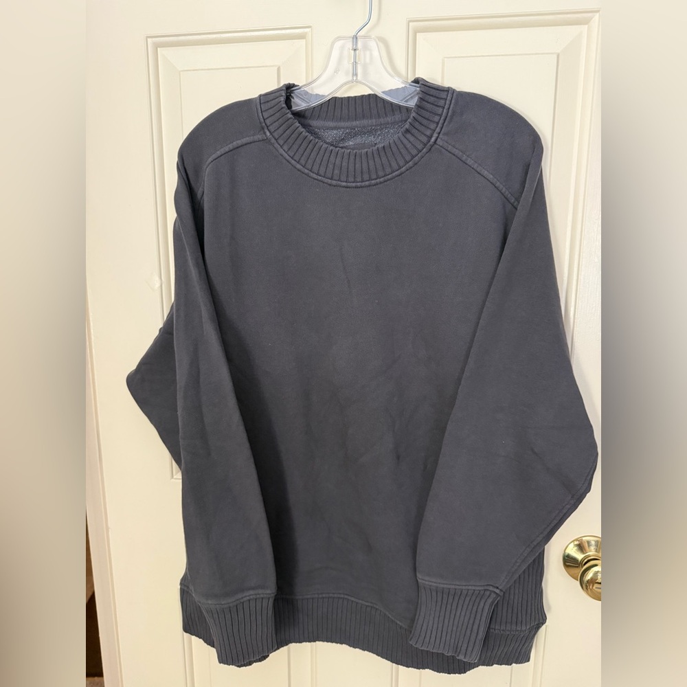 Aerie Oversized Gray Crewneck Sweatshirt with Ribbed Cuffs